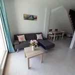 La Arena Apartment *