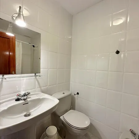 El Encinar De Cantabria 아파트 *